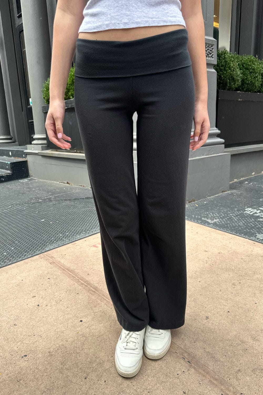 BONDING ABS WARM PANTS ブラック　パンツ　Lサイズ Priscilla Pants – Brandy Melville