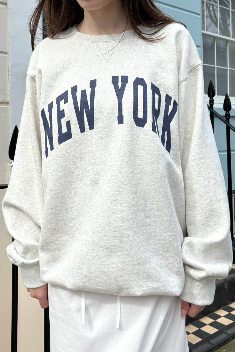 Erica New York Sweatshirt | Heather White / Oversized Fit
