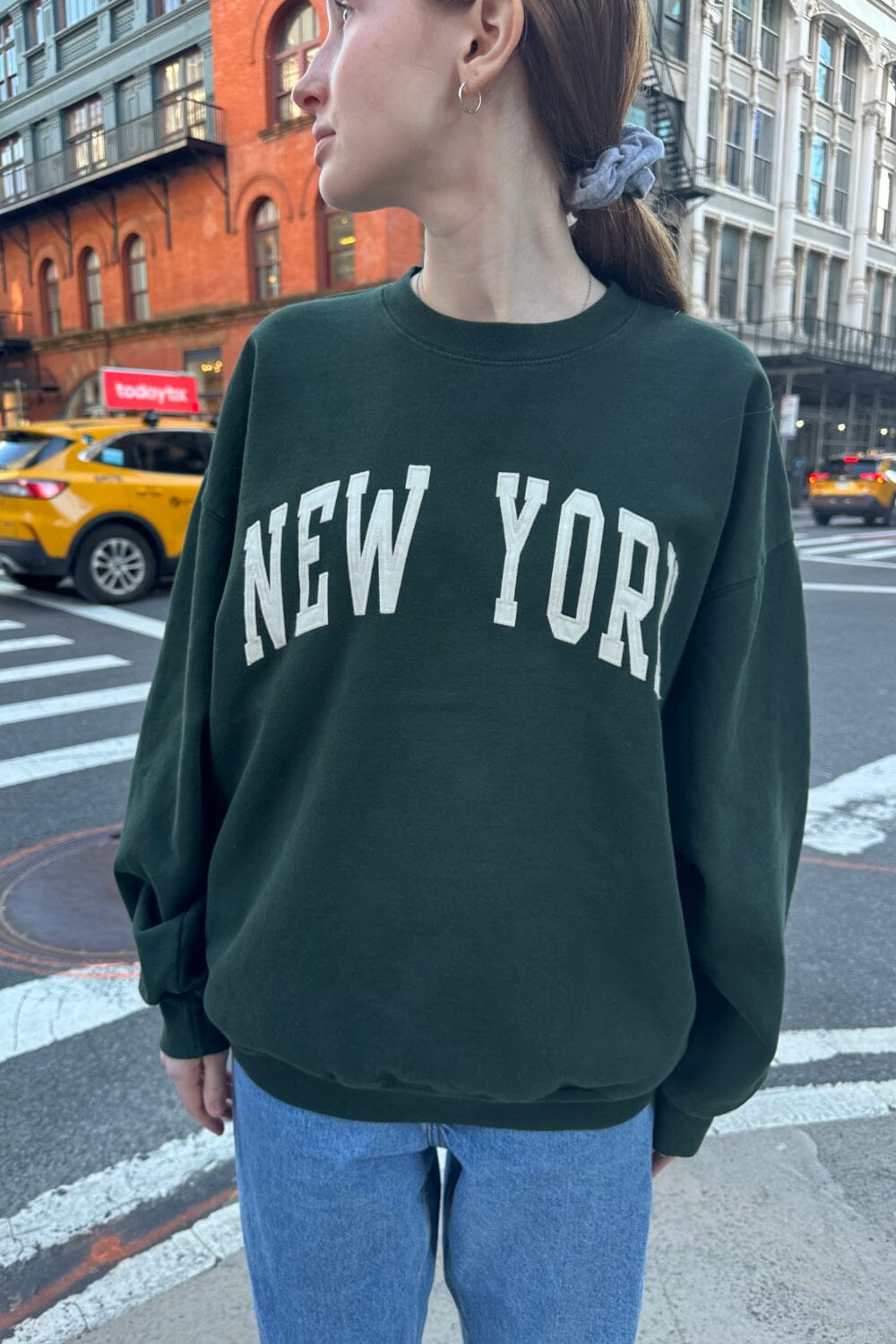 Brandy Melville, Tops, Brandy Melville Green Summer Casual New York  Printed Crop Top Tshirt One Size