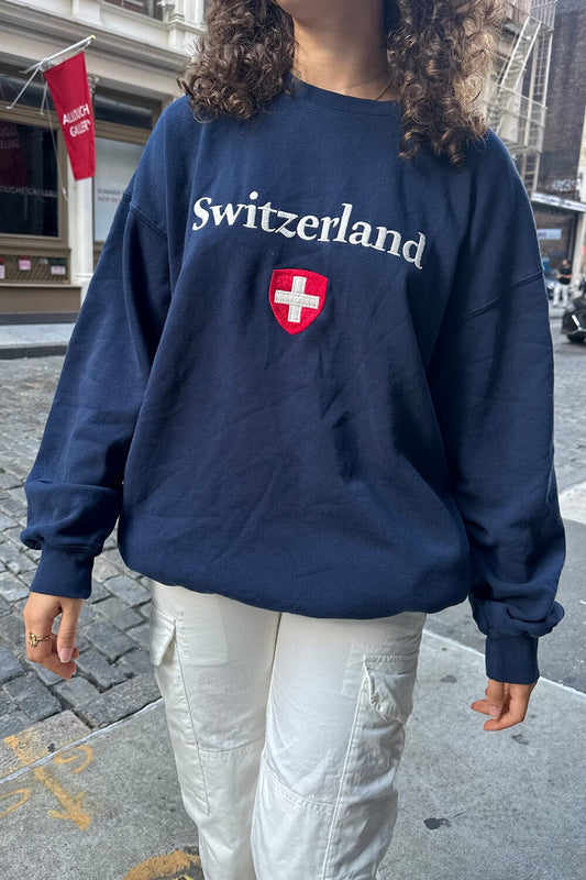 Erica Switzerland Sweatshirt | Classic Navy / Oversized Fit