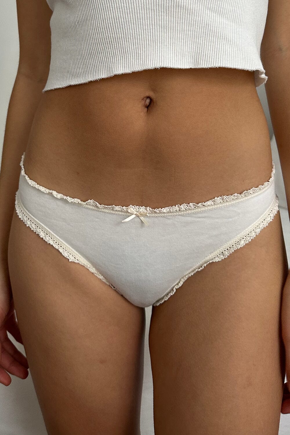 Basic Scalloped Underwear – Brandy Melville