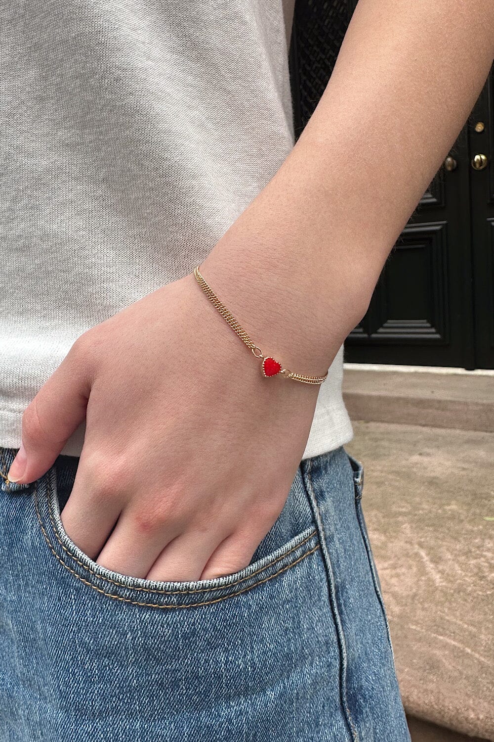 華奢【Brandy Melville】ハート チャーム チェーン ブレスレット Heart Charm Bracelet – Brandy Melville Online Japan