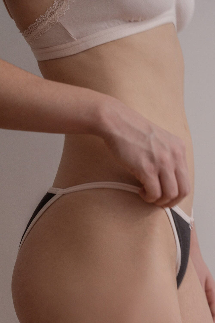 Basic Underwear | Black / XS/S
