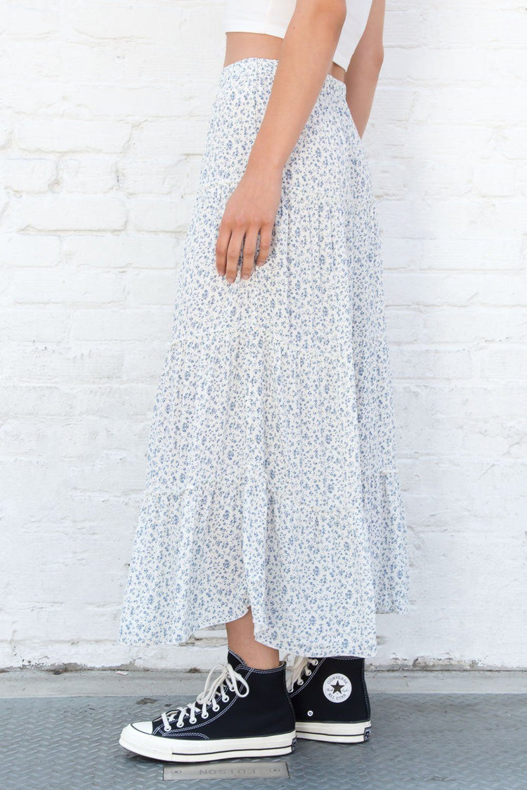 Izzy Floral Skirt | Ivory With Light Blue Daisy Floral / S