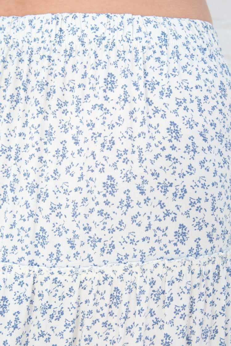 Izzy Floral Skirt | Ivory With Light Blue Daisy Floral / S
