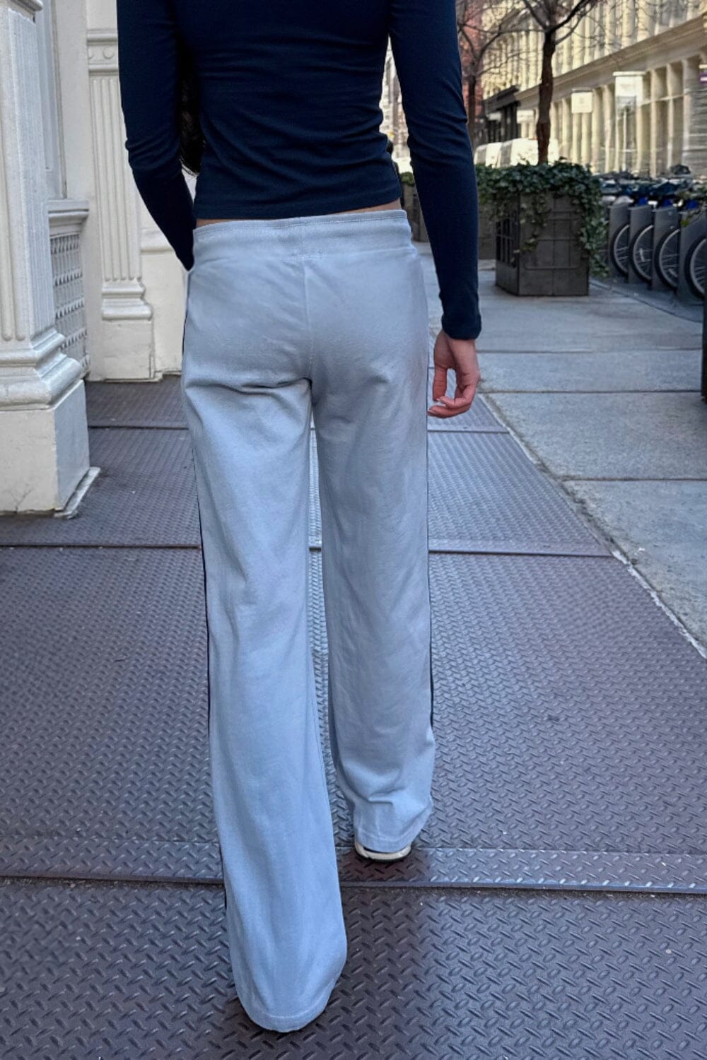 Hilary Stripe Yoga Pants – Brandy Melville