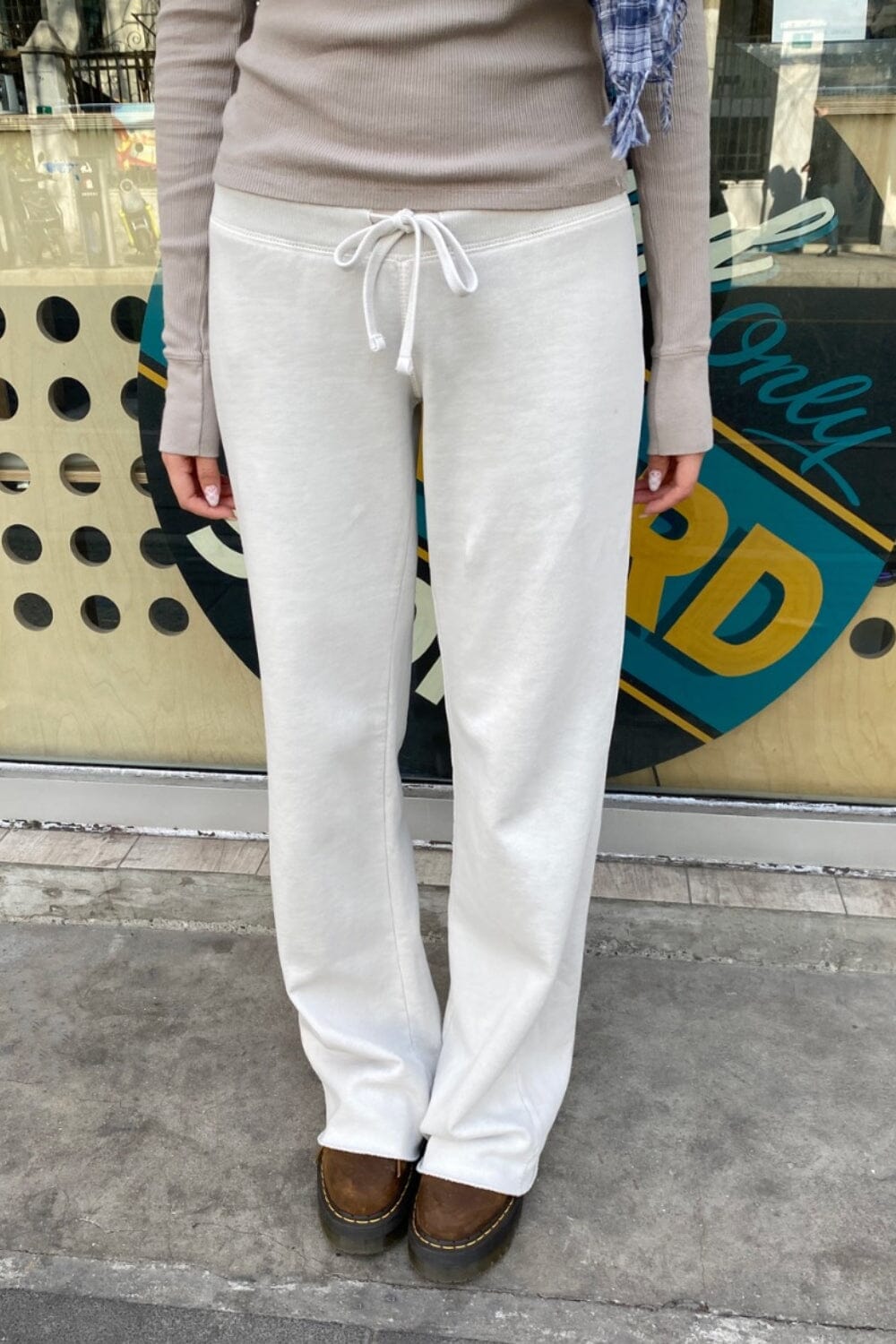 Hilary Yoga Pants | Light Silver Grey / XS/S