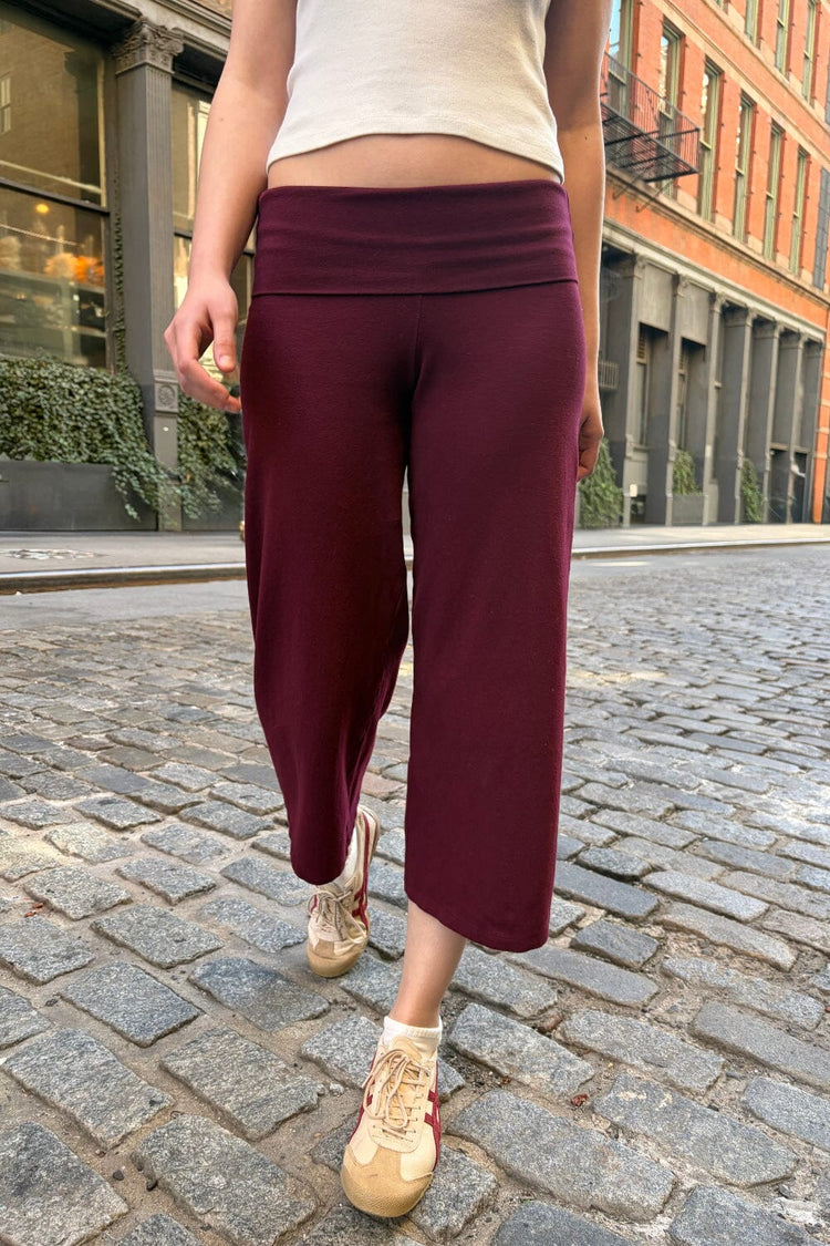 Priscilla Capri Pants | Plum / XS/S