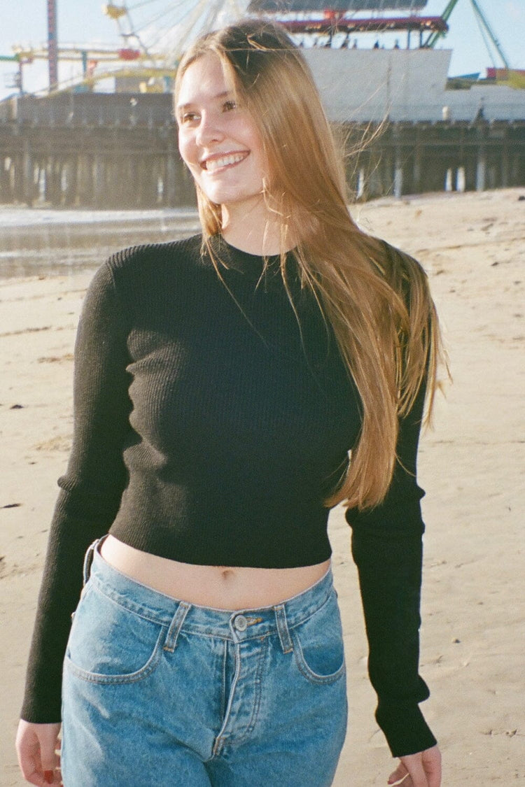 Turtleneck Top | Black / XS/S