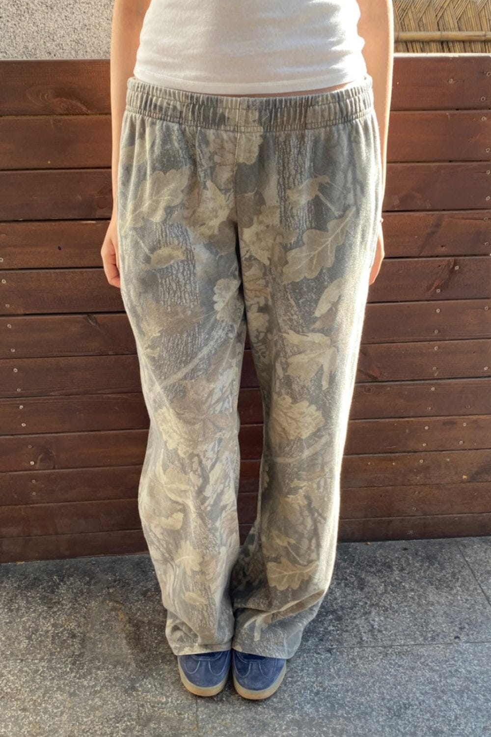 Anastasia Tie Sweatpants - Camouflage Leaves / XS/S