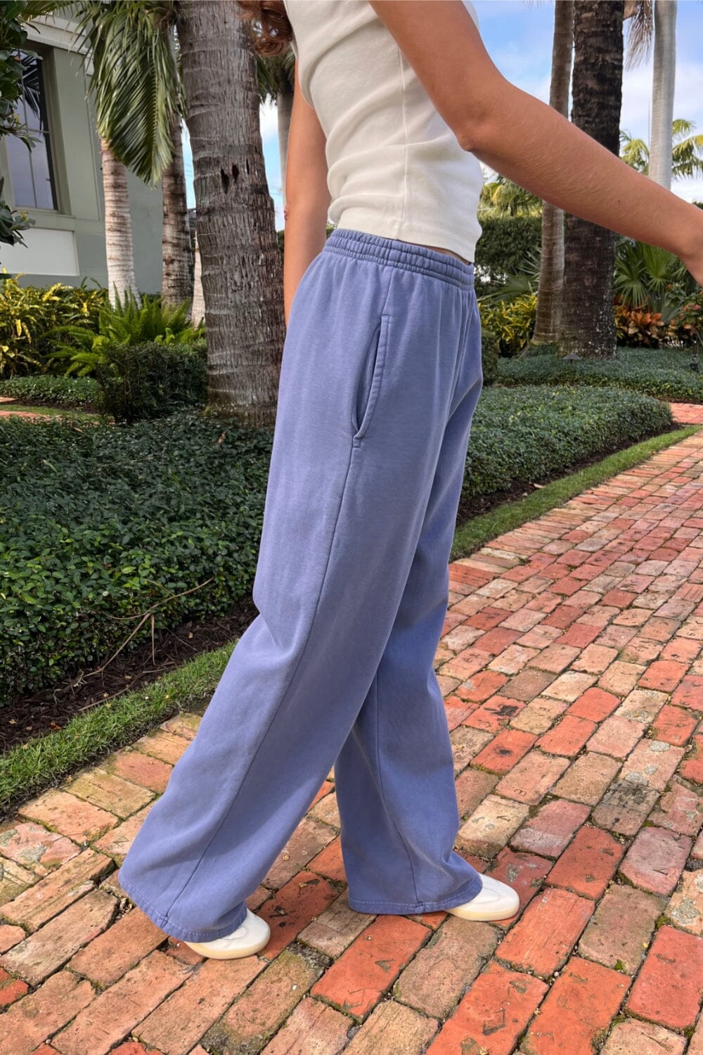 Brandy Melville Light Green Sweats Anastasia Tie Sweatpants