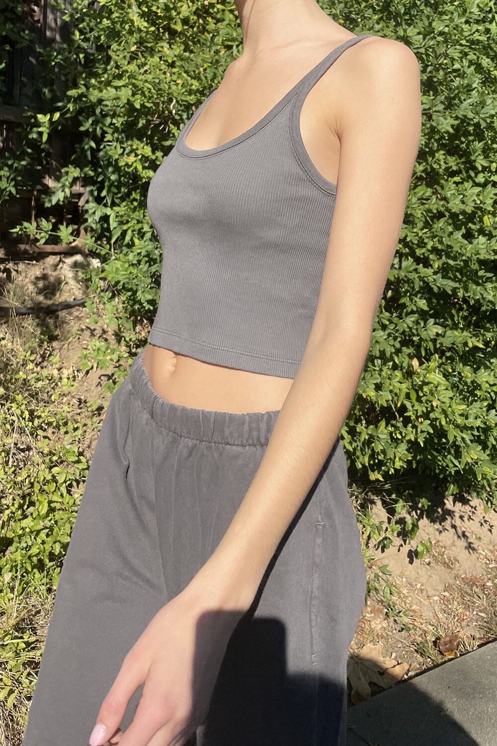 Iron / Cropped Fit