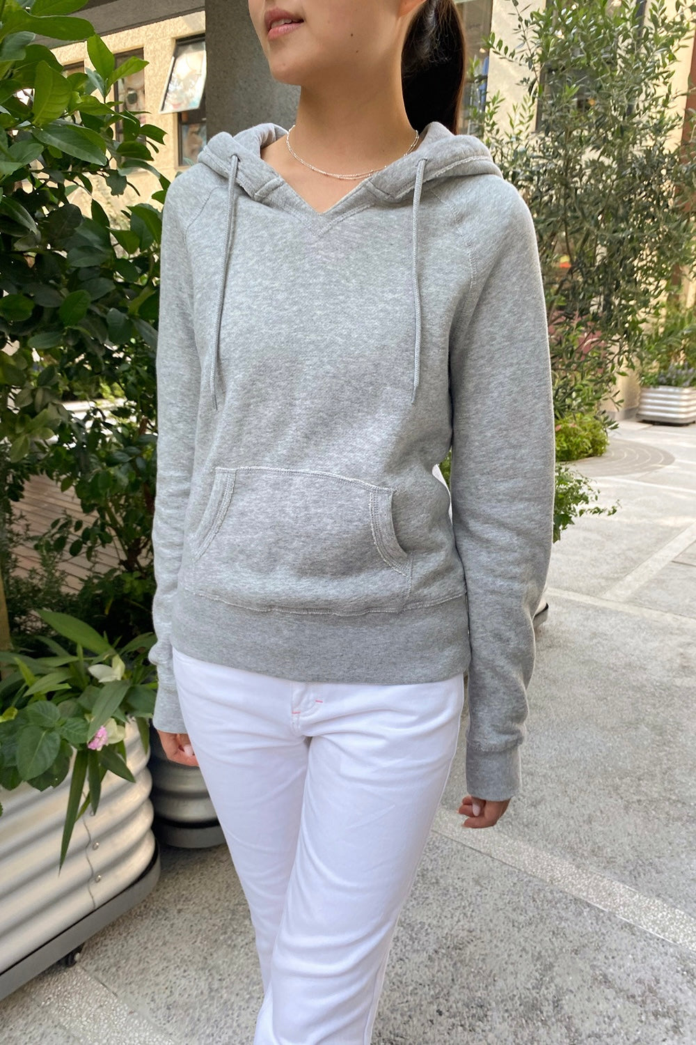 Christy V-neck Hoodie | Heather Grey / Regular Fit