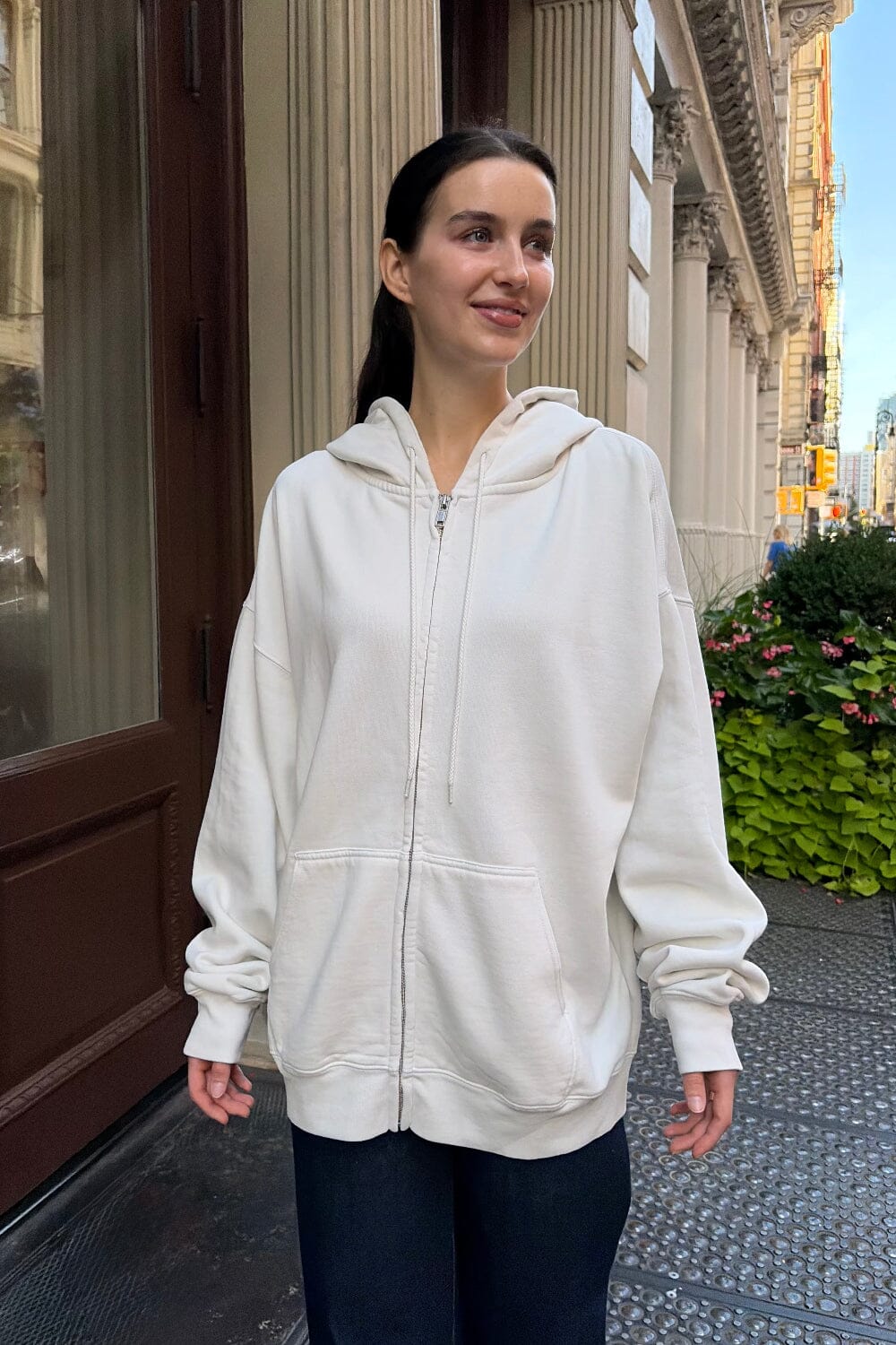 Christy Hoodie | White / Oversized Fit