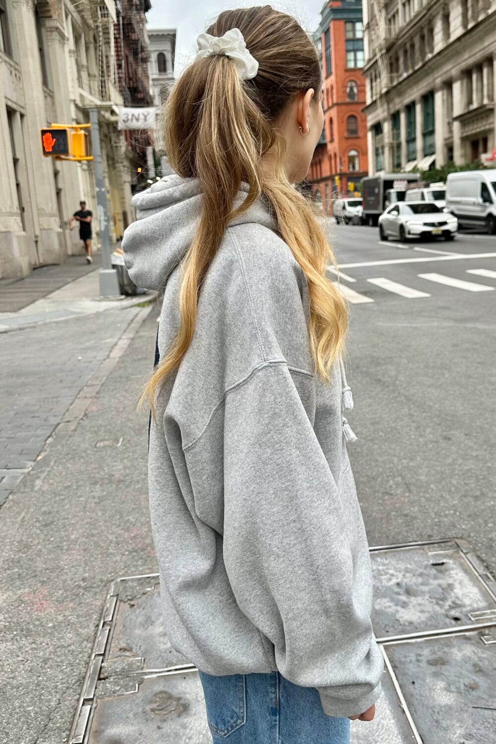 Grey / Oversized Fit