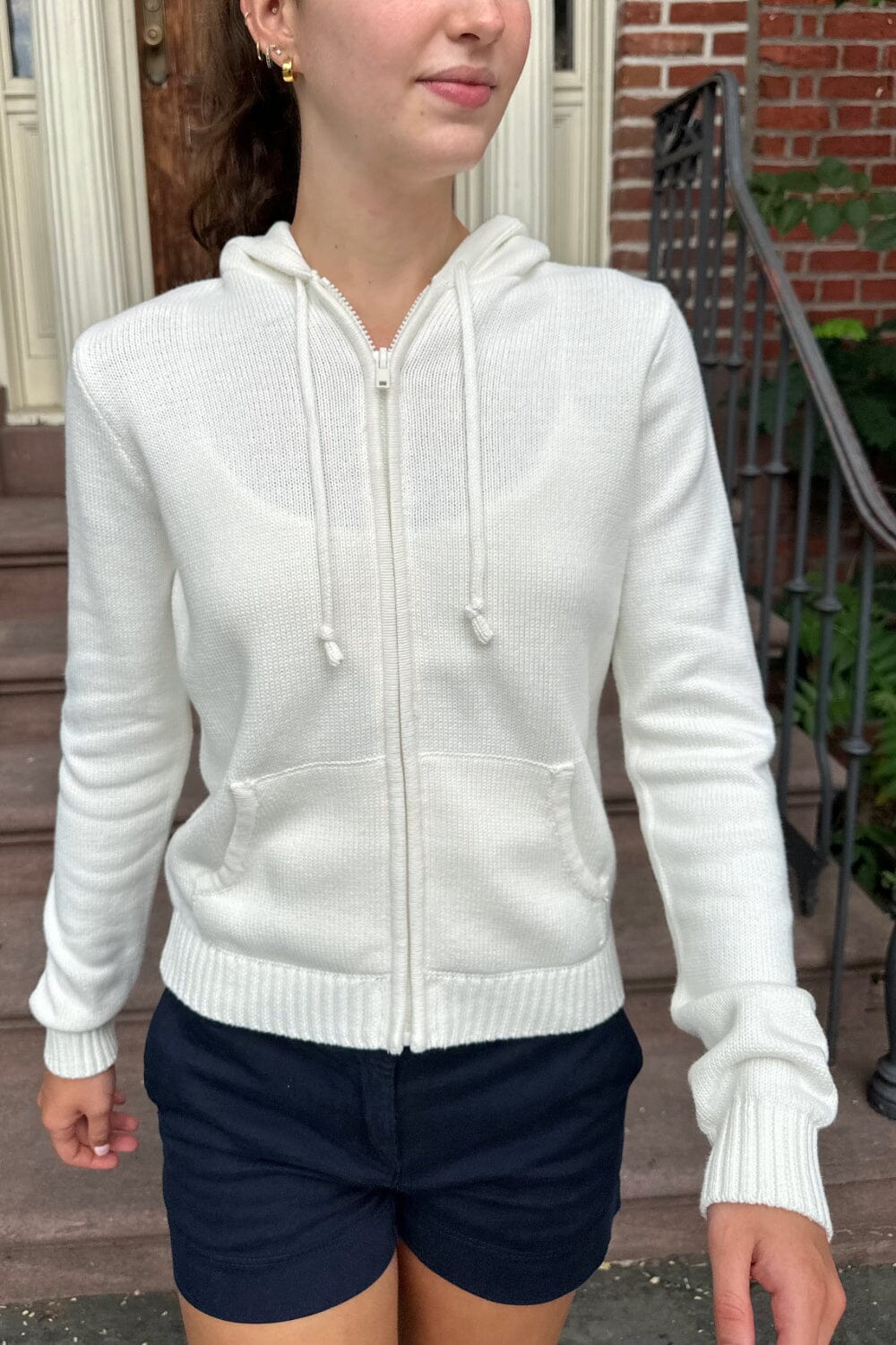 Brandy Melville トレーナー スウェットシャツ – Brandy Melville Online Japan
