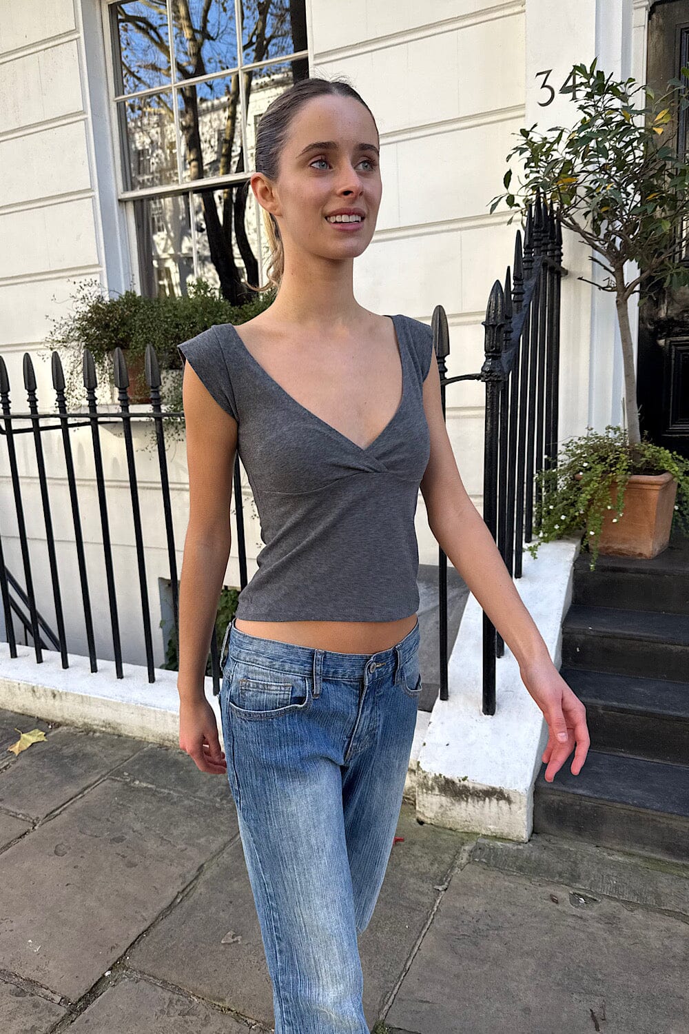 Amara Tank | Charcoal / XS/S