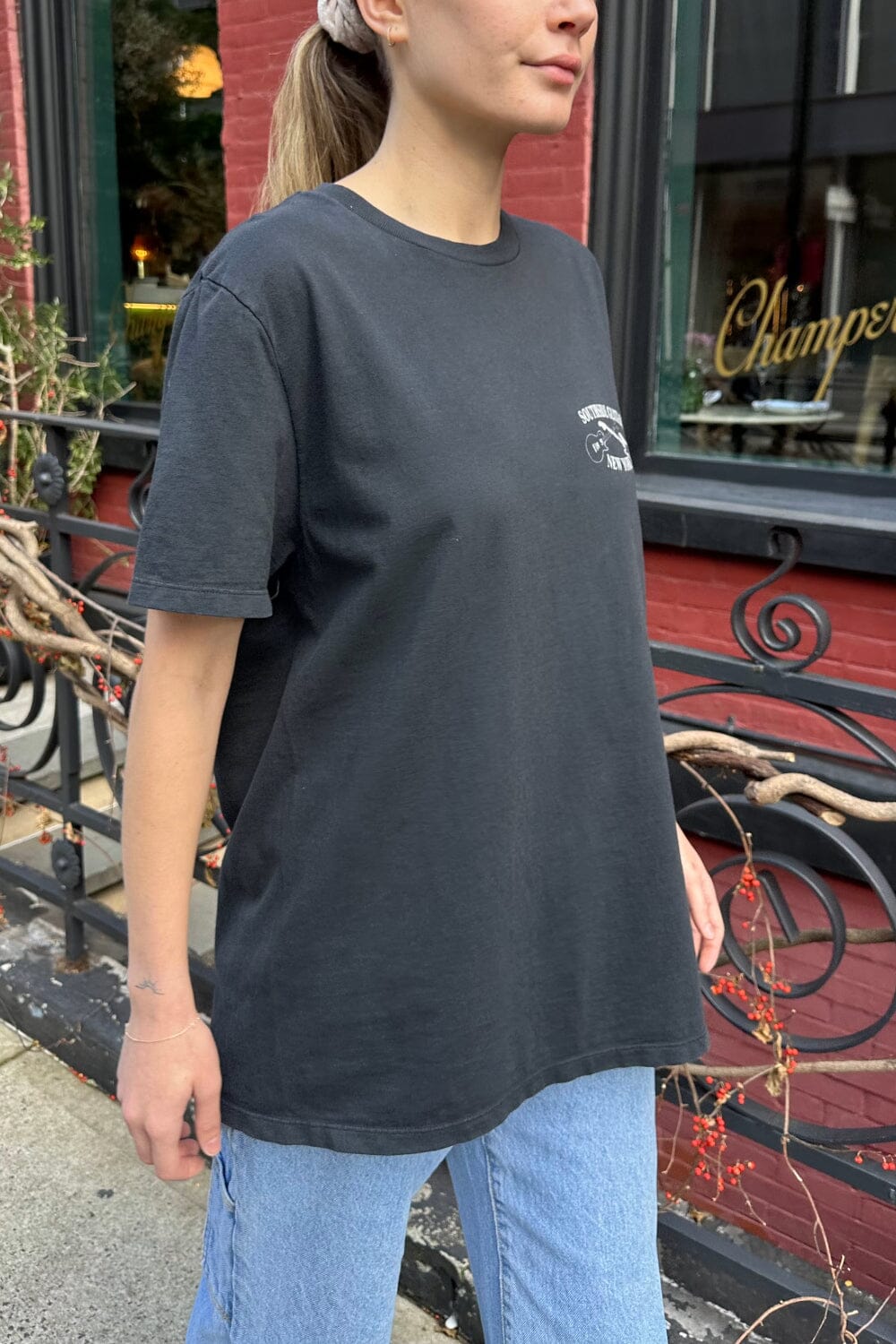 Black / Oversized Fit