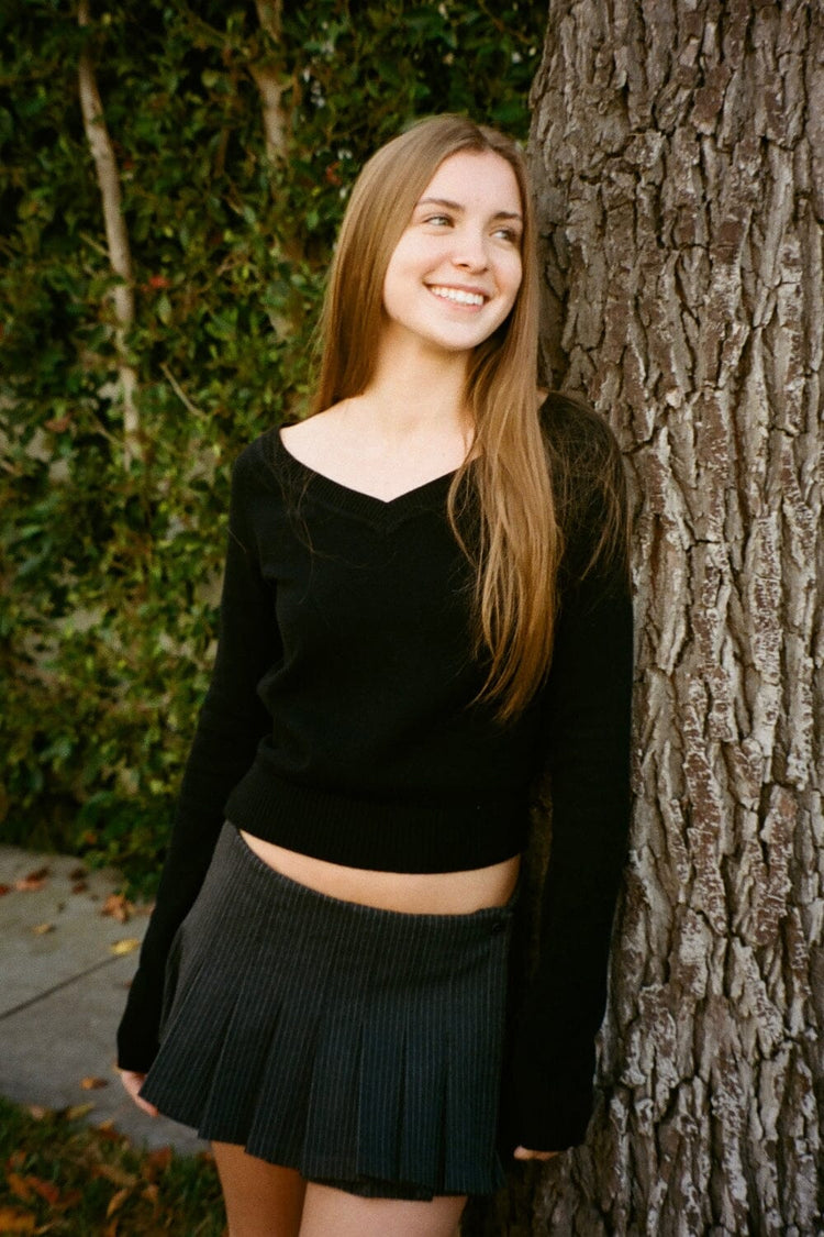 Tania V-Neck Sweaters | Black / XS/S