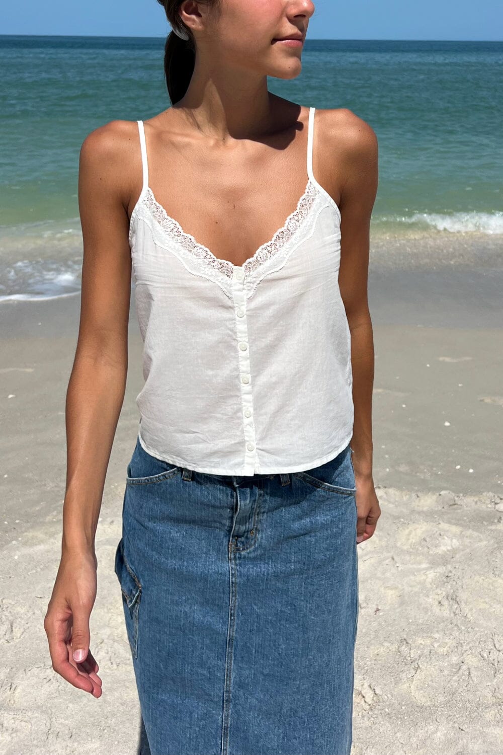 White / S