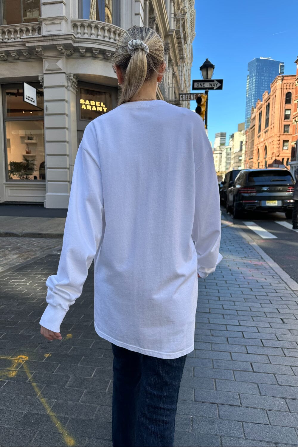 White / Oversized Fit