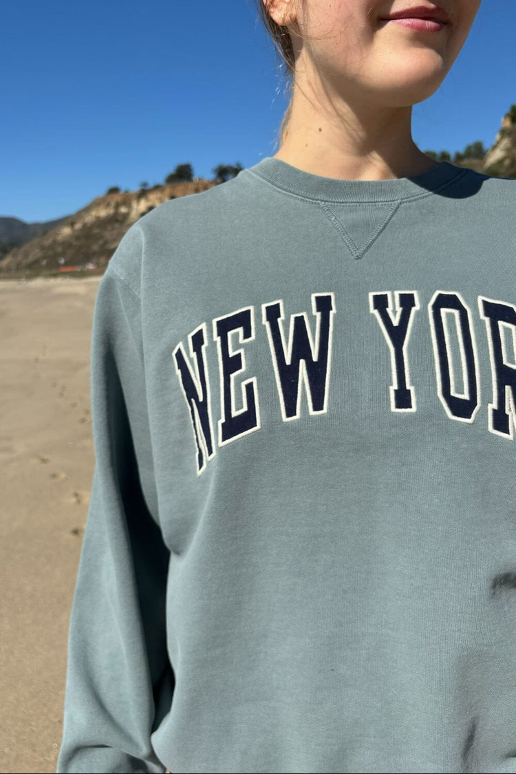 Erica New York Sweatshirt | Dark Sage Green / Oversized Fit