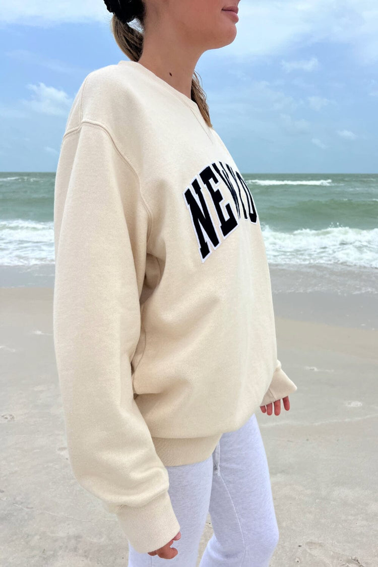 Erica New York Sweatshirt | Cream / Oversized Fit