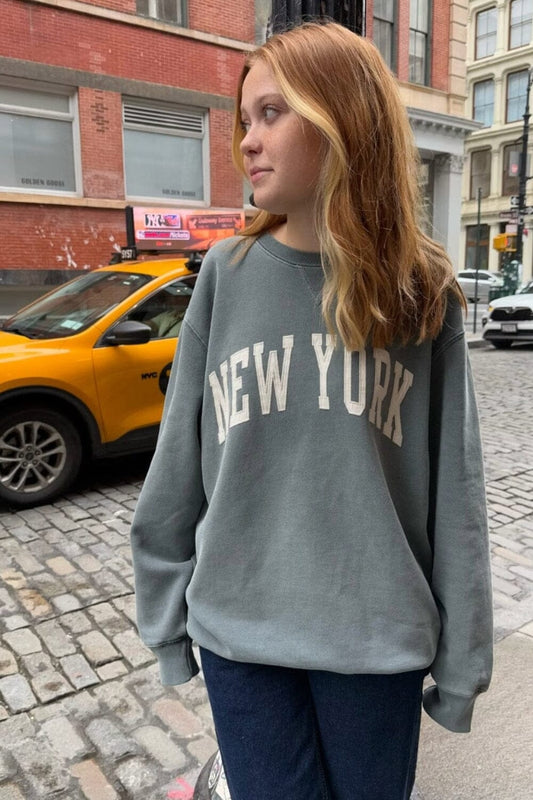 Sage Green / Oversized Fit