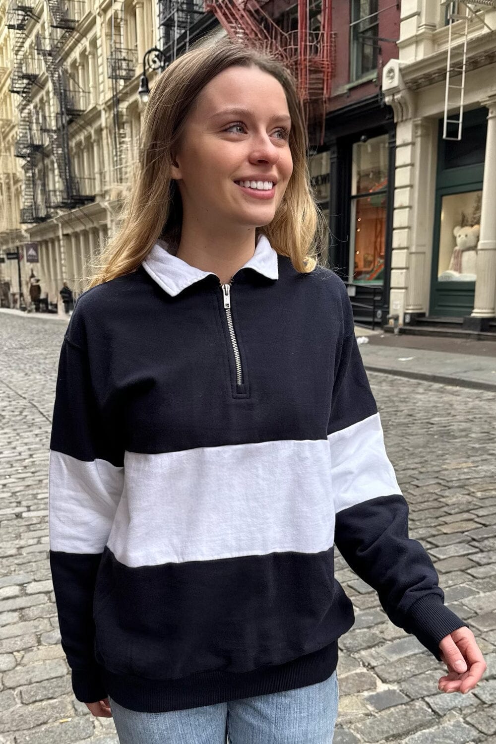Isabella Sweatshirt | Navy Blue / Oversized Fit