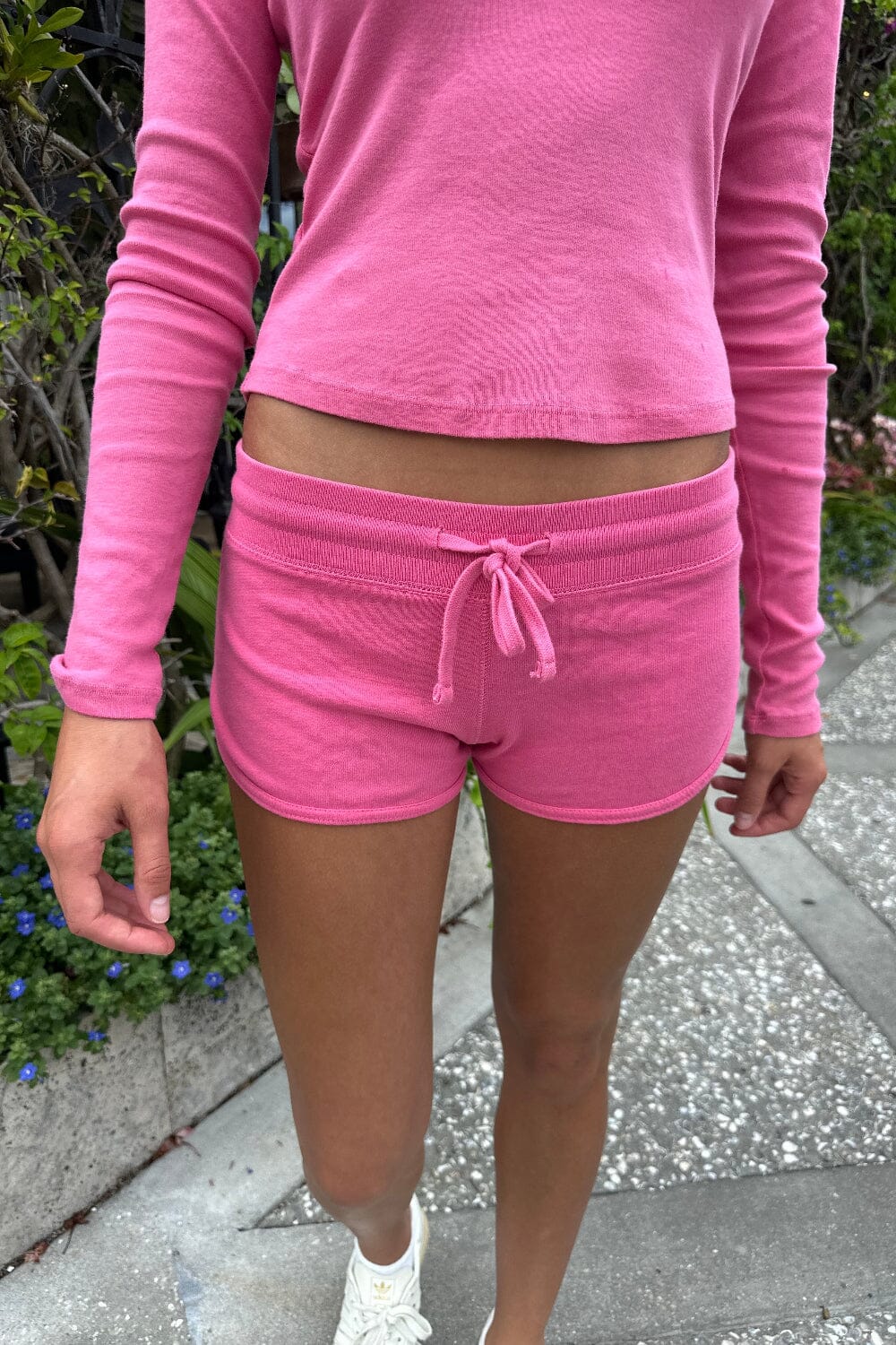 Marcie Sweatshorts - Fuchsia / XS/S