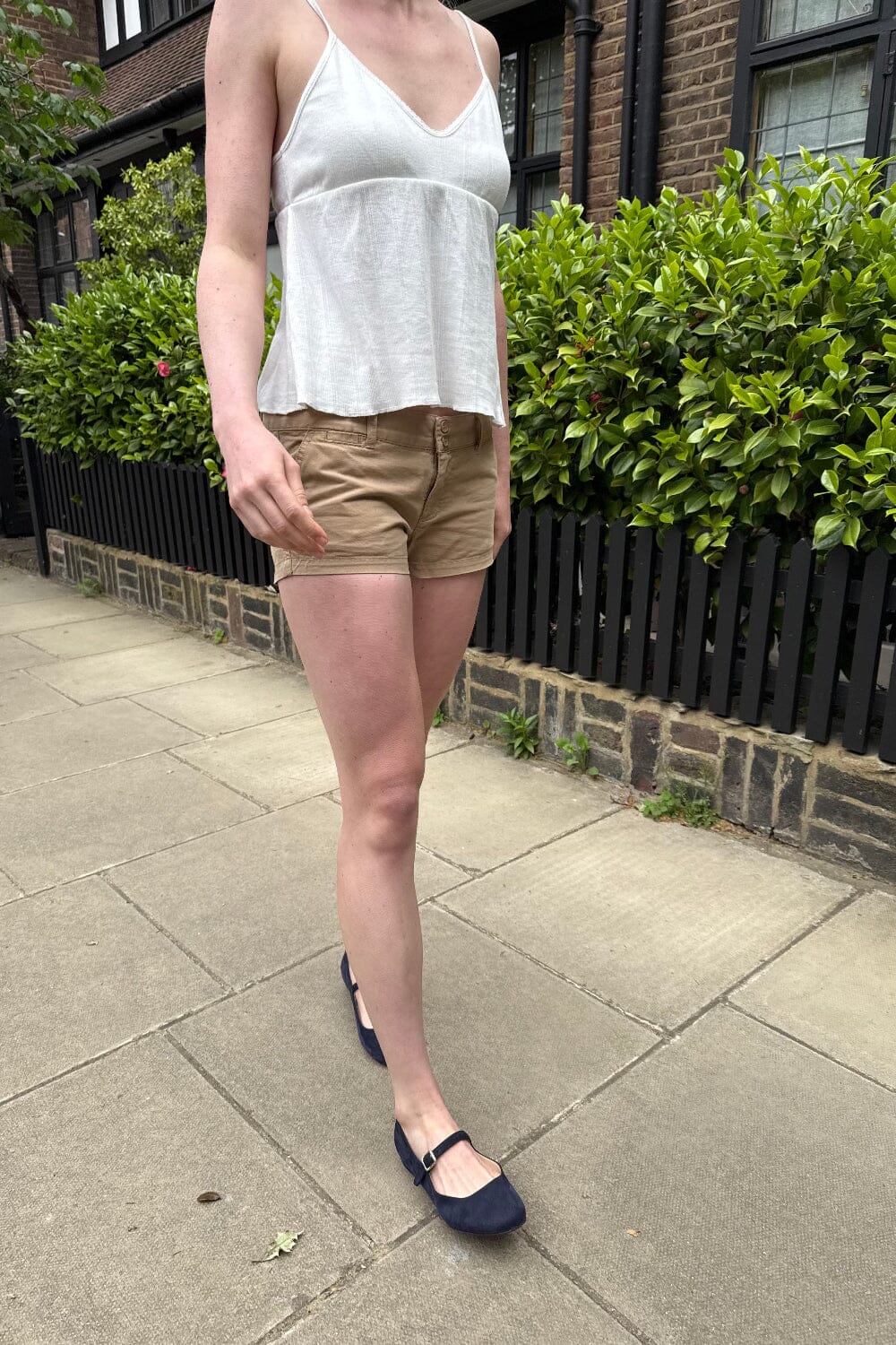 Ellie Shorts | Tan / XS/S