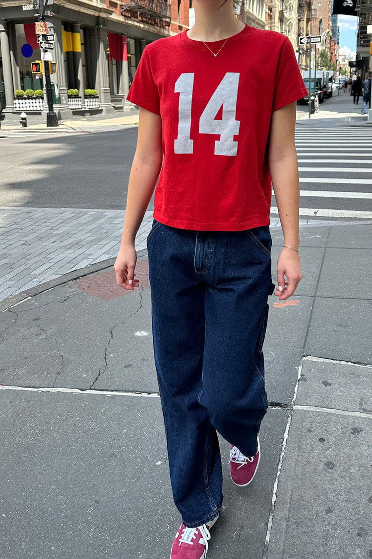Red / Regular Fit