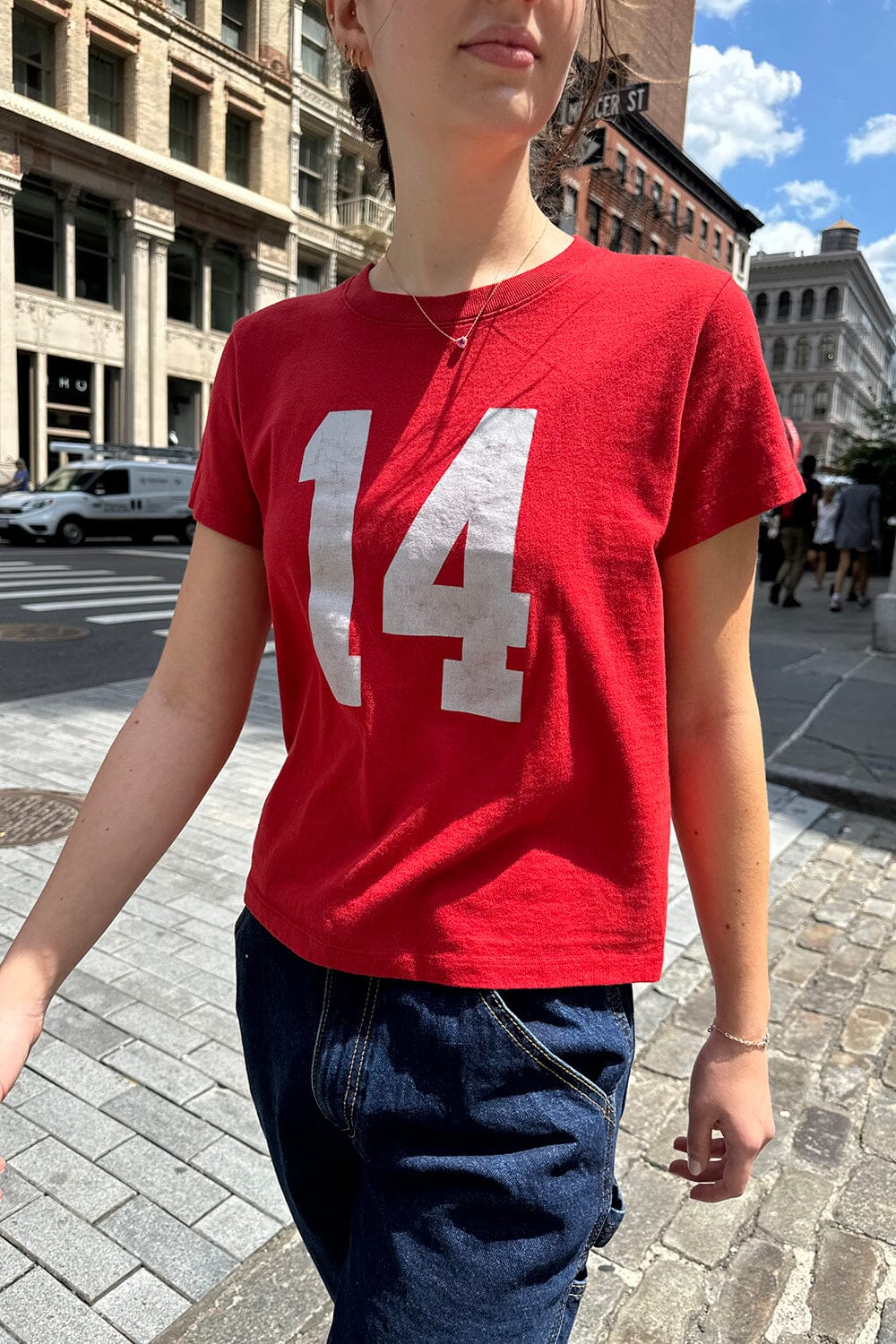 Red / Regular Fit