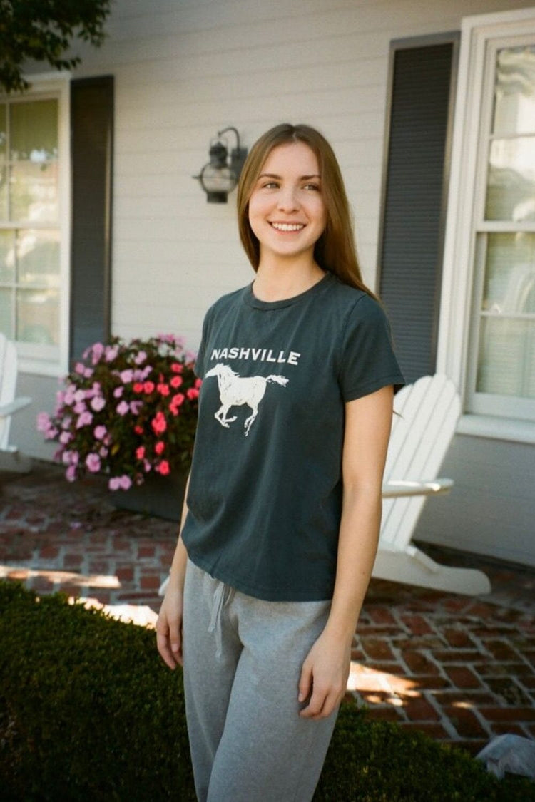 Chloe Nashville Top | Black / Regular Fit