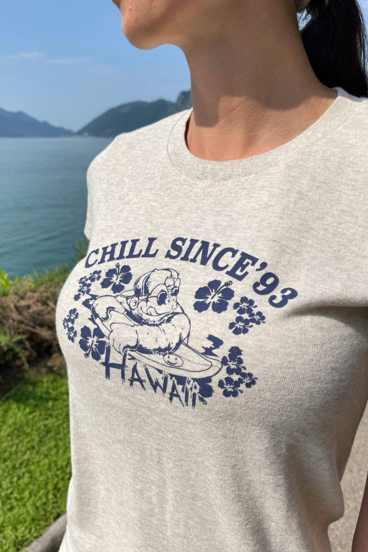 Chill Since Hawaii '93 Top | Grey / Regular Fit