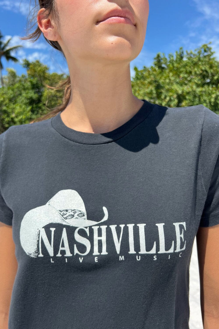 Chloe Nashville Top | Black / Regular Fit