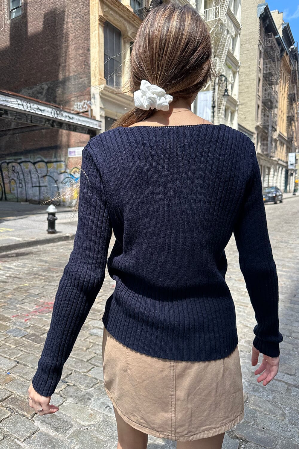 Grace Wool V-Neck Sweater – Brandy Melville