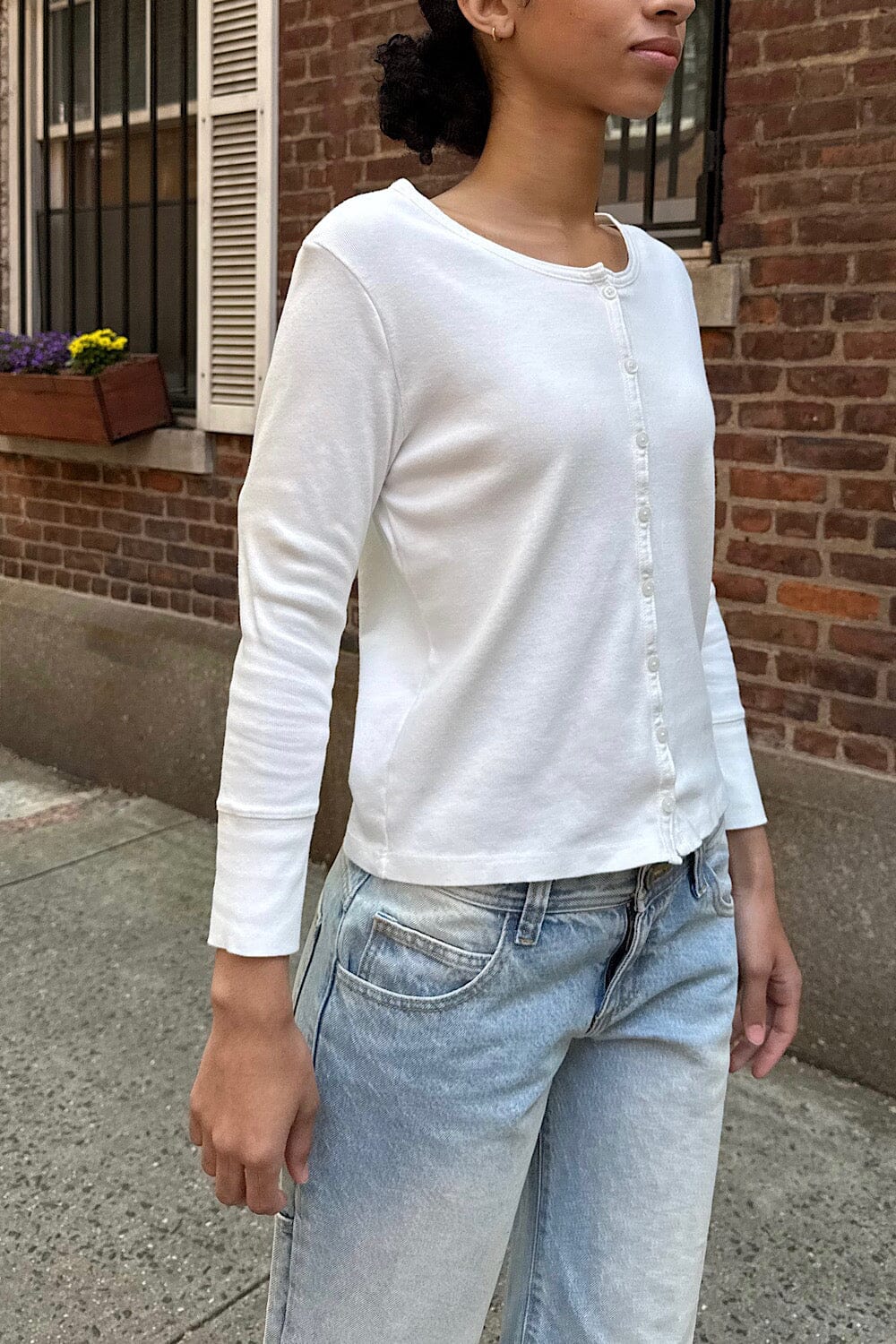 White / S