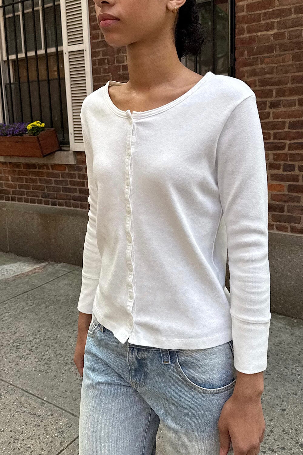 White / S