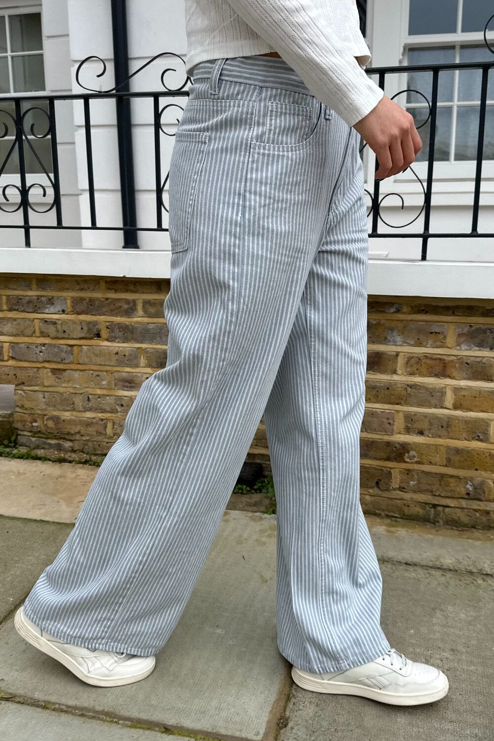 Gigi Pants | Light Blue Vertical Stripes / S/M
