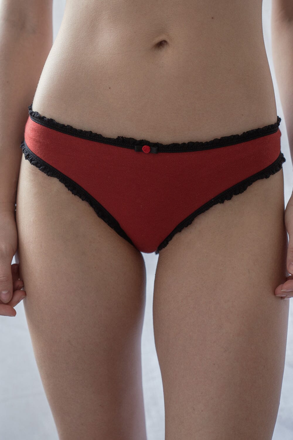 Red / S