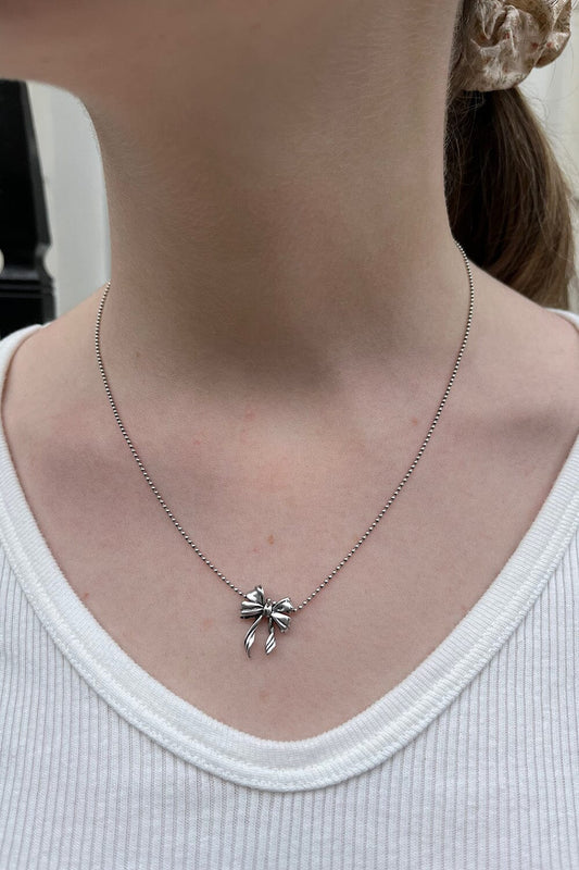 Bow Necklace | Silver