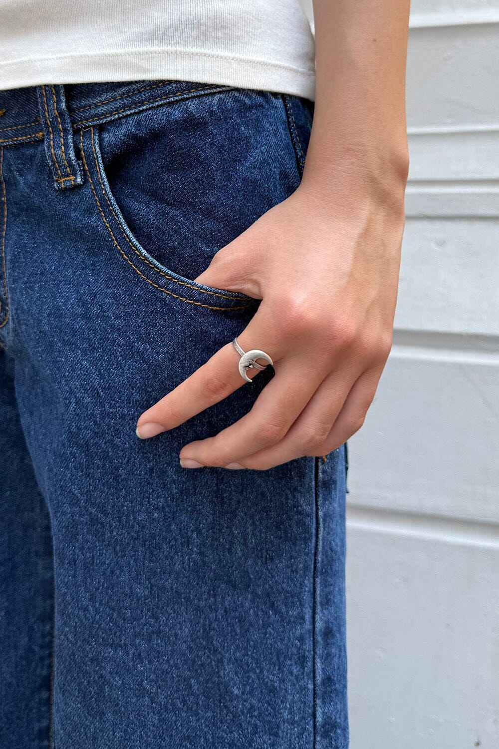 Brandy Melville Usa-Moon Ring