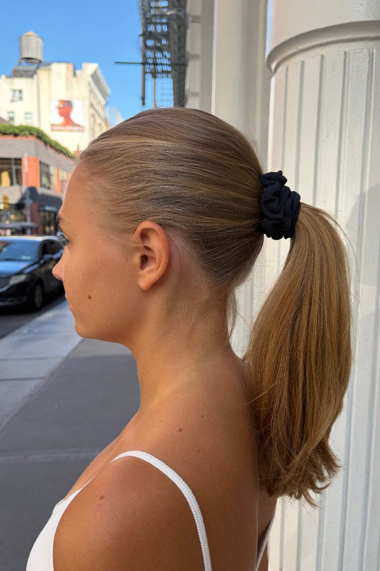 Basic Scrunchie | Navy
