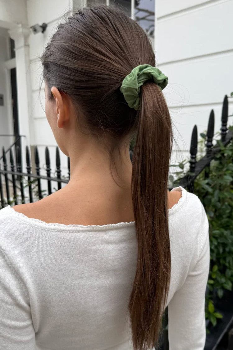 Basic Scrunchie | Light Olive Green
