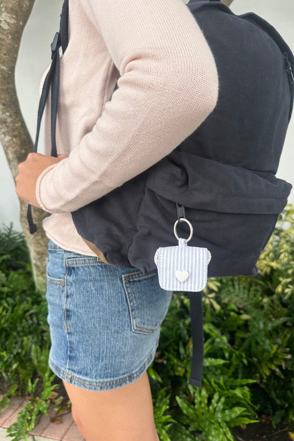 brandy melville light blue mini backpack TRVL - BACKPACKER Soft to the touch John Galt Backpack Navy Striped