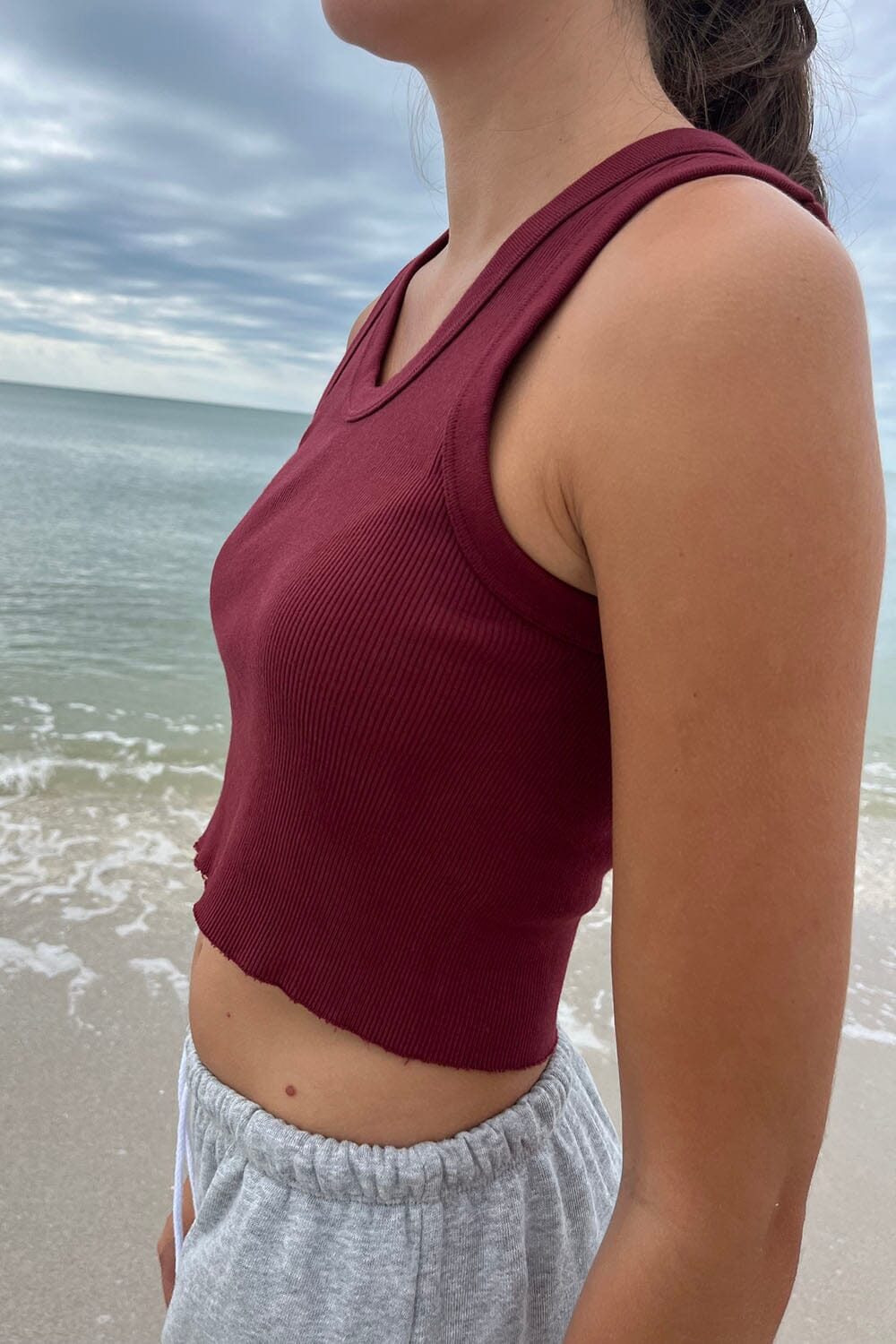 Burgundy / Cropped Fit