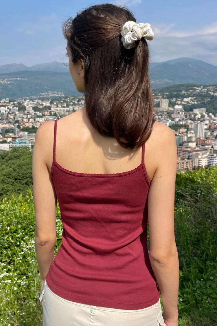 Skylar Scalloped Tank | Maroon / XS/S