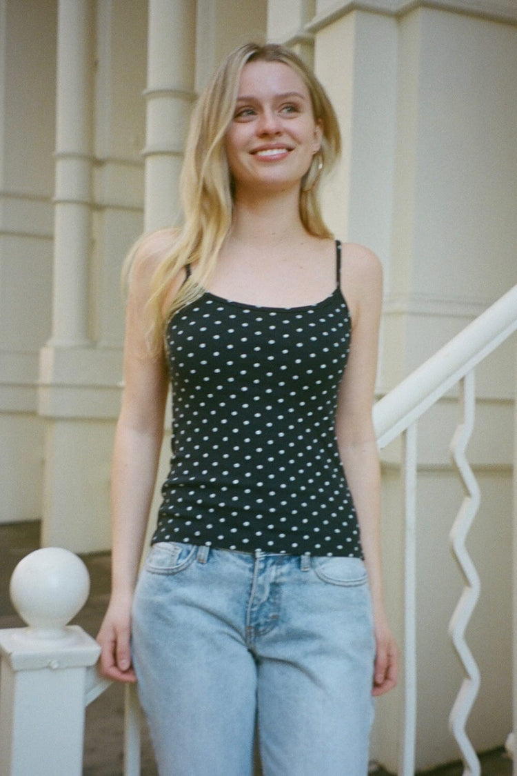 ブランディメルビル　ドットタンクトップ Skylar Polka Dots Tank – Brandy Melville