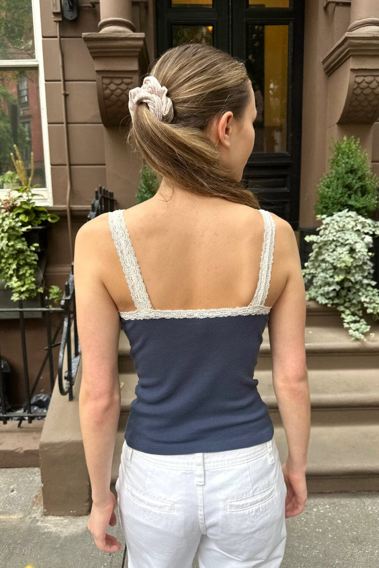 Honor Tank Brandy Melville